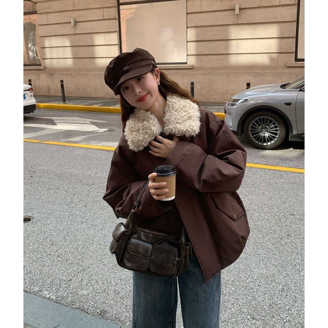 Damen Oversize-Kurzjacke mit Teddykragen und Pattentaschen Drune