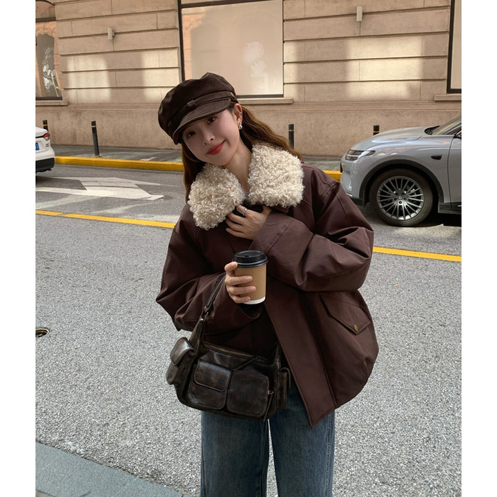 Damen Oversize-Kurzjacke mit Teddykragen und Pattentaschen Drune
