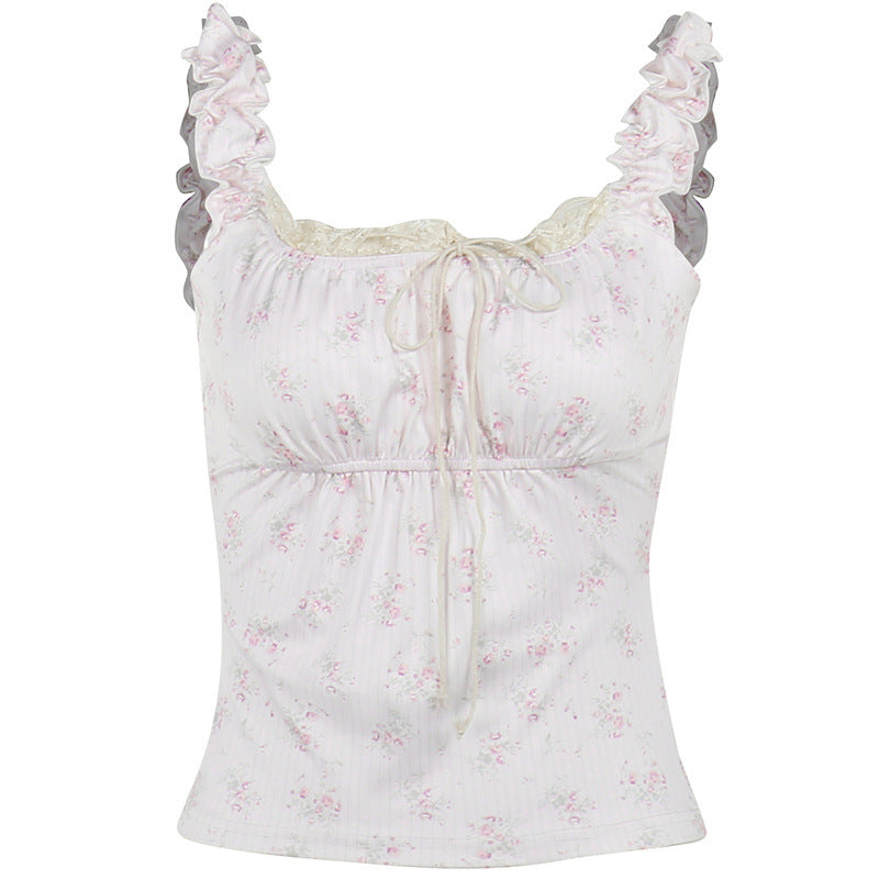 Damen Nachtkleid mit zarter Spitzendekoration und verspielten Rüschenelementen Drune