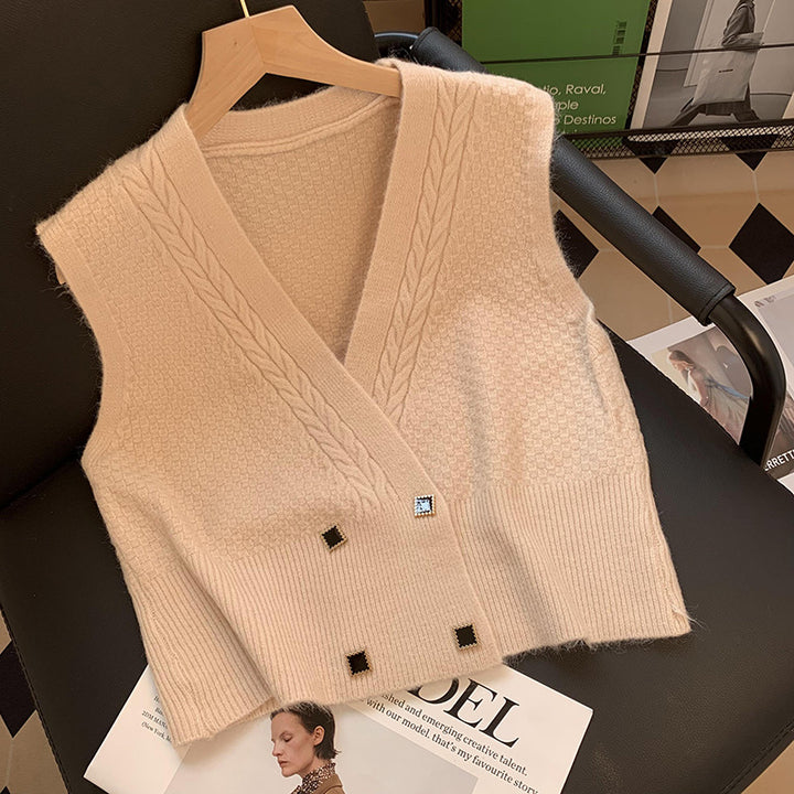 Damen Strickweste mit modernem Zopfmuster und eleganten Knopfdetails Drune