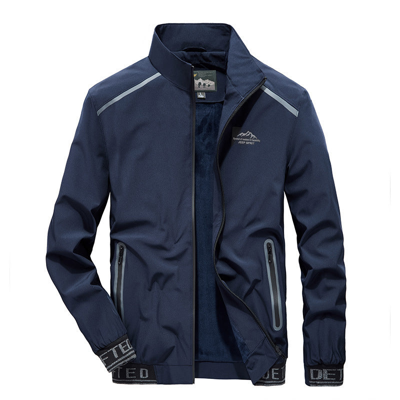 Herren Performance-Softshelljacke mit wärmender Fleecefutter, wind- und wasserabweisender Membran und reflektierenden Akzenten Drune