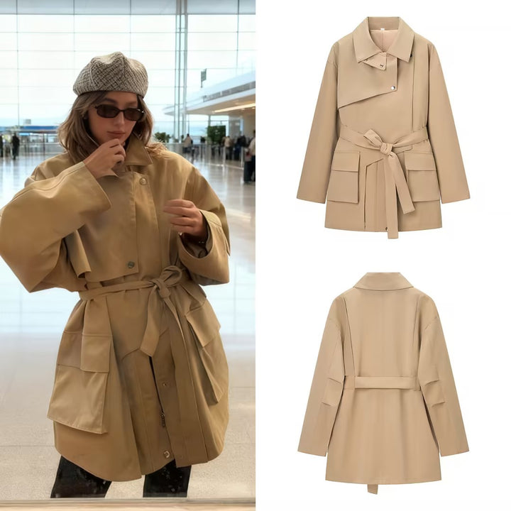 Damen Taillierter Kurzparka mit asymmetrischer Überschlagblende und Utility-Pattentaschen Drune
