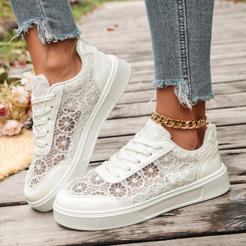 Damen zarte Spitzen-Plateau-Sneaker mit floralem Häkelmuster Drune