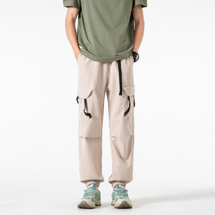 Herren Utility-Cargohose im Joggerstil mit Elastikbund, Klapp-Taschen und verstellbaren Riemen Drune