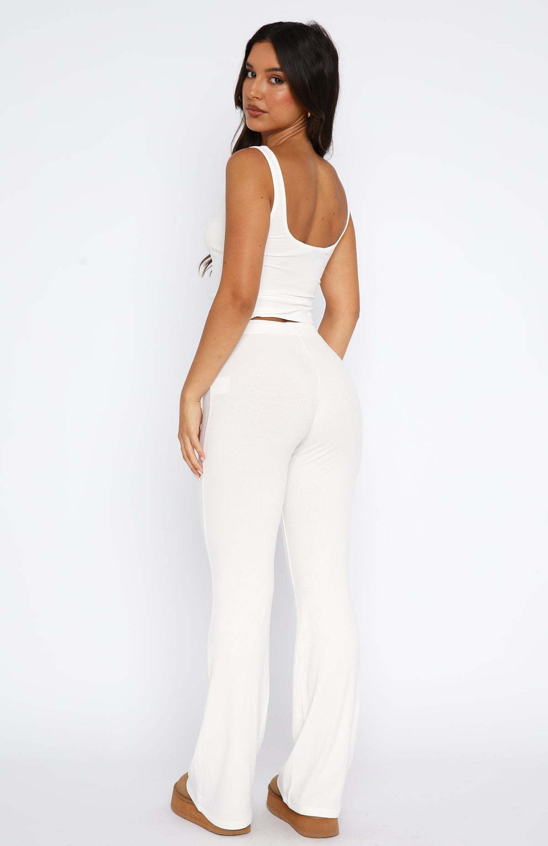 Damen lässiges Freizeit-Set mit kurzer Bluse und weiten Hosen Drune