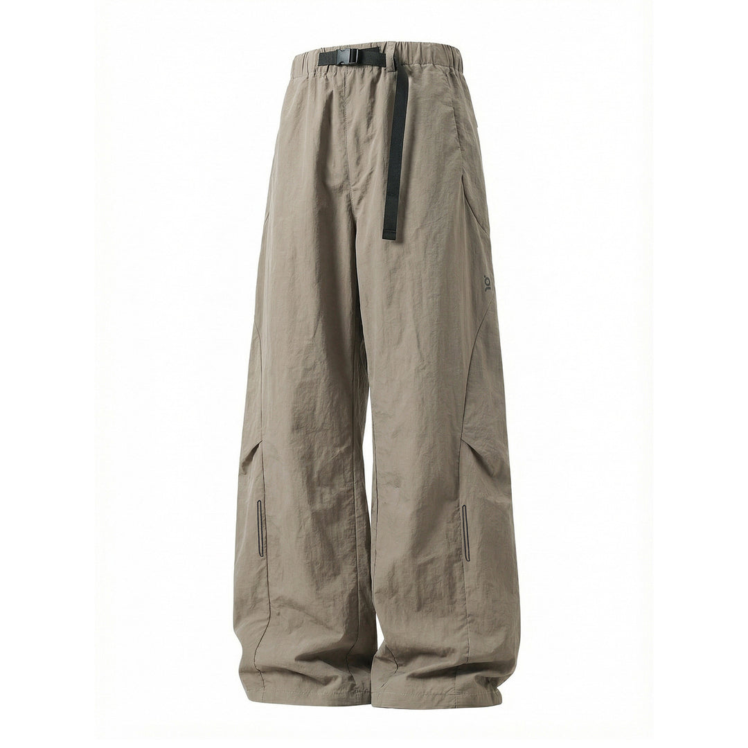 Unisex Weite technische Cargo-Hose mit elastischem Bund, integriertem Gurt und verstellbarem Beinabschluss Drune