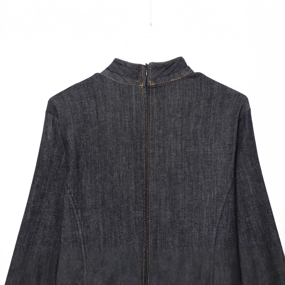 Damen nan tailliertes Denim-Midikleid mit Stehkragen, sichtbarer Mittelnaht und figurformenden Teilungsnähten Drune