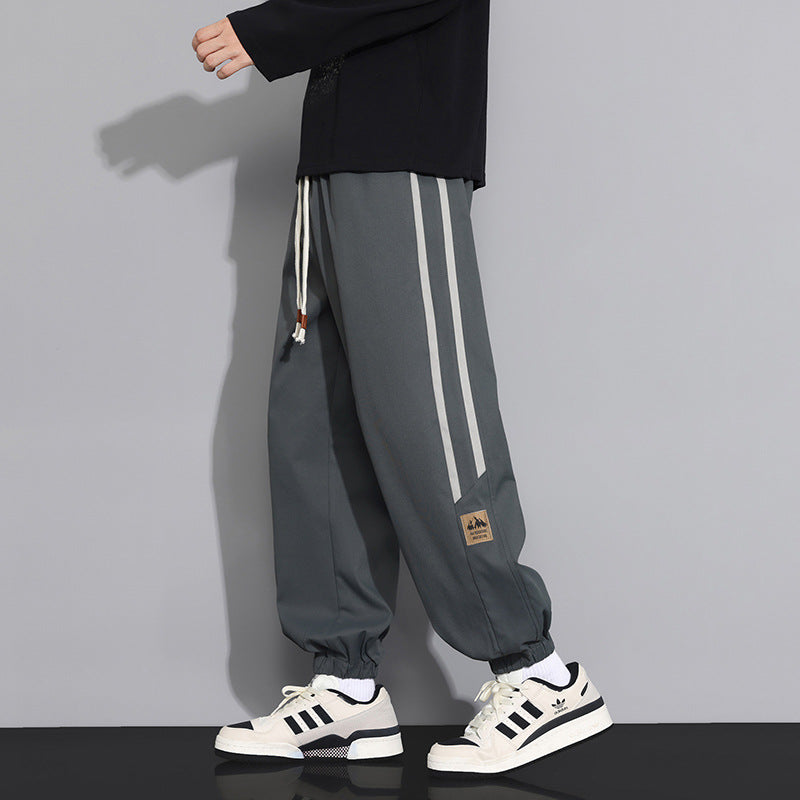 Herren Sportliche Freizeithose mit reflektierenden Streifen