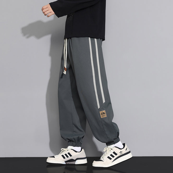 Herren Sportliche Freizeithose mit reflektierenden Streifen