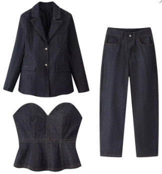 Damen 30+ dreiteiliges Denim-Set: taillierter Blazer, Taillen-Corsage & High-Waist-Jeans Drune
