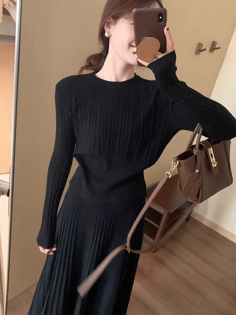 Damen elegantes Strickkleid mit plissierten Details Drune