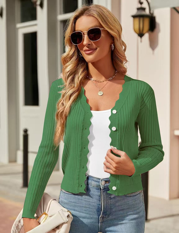 Damen Feiner Rippstrick Cropped-Cardigan mit Wellensaum und dekorativer Knopfleiste Drune
