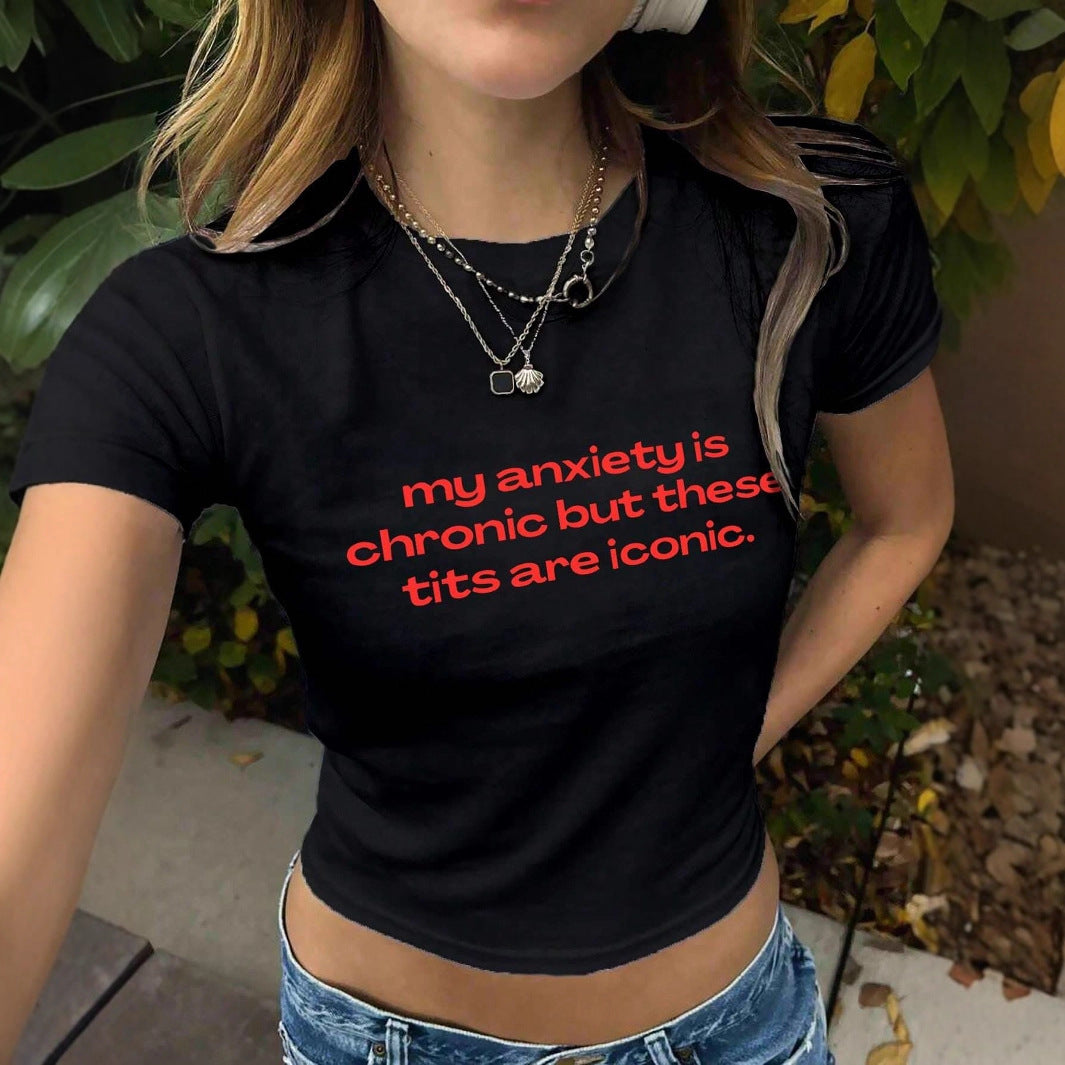 Damen Crop-T-Shirt mit inspirierendem Schriftzug und figurbetontem Schnitt Drune