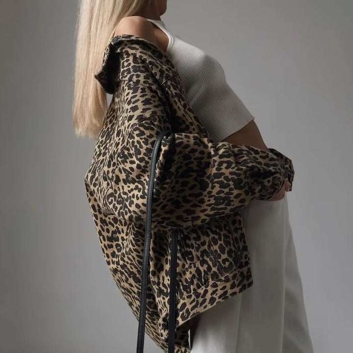 Damen nan weite Jeansjacke im Boxy‑Cut mit Leopardenmuster, Druckknopfleiste und aufgesetzten Brusttaschen Drune
