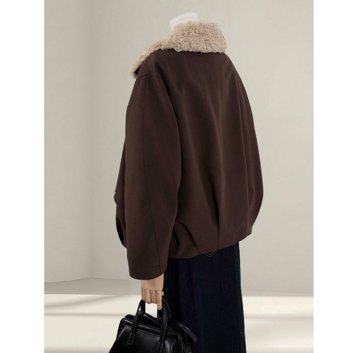 Damen Kurze Oversize-Bomberjacke mit Teddykragen und Druckknopfdetails Drune