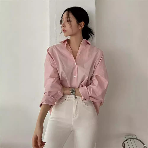 Damen Oversize-Kentkragenbluse aus leichter Baumwoll-Popeline mit kastiger Passform und krempelbaren Ärmeln Drune