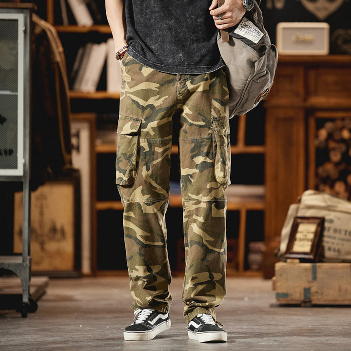 Herren Relaxed-Fit Camouflage-Cargohose mit seitlichen Klappentaschen und Kordelabschlüssen Drune