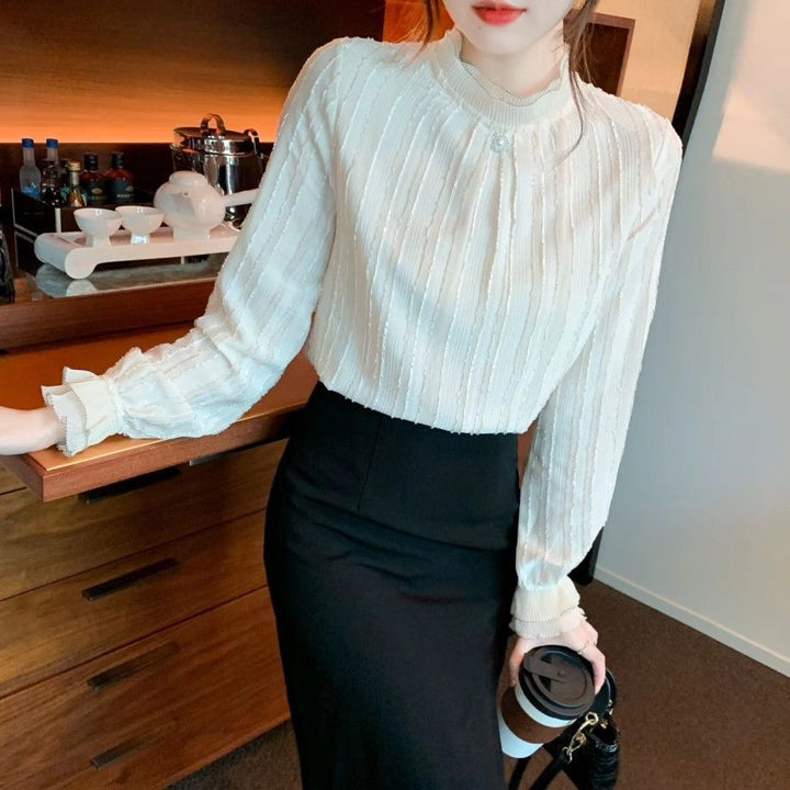 Damen elegante Bluse mit strukturiertem Design und Rüschenabschluss Drune