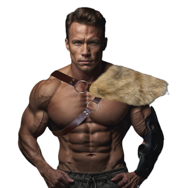 Herren dekoratives Leder‑Brustgeschirr mit abnehmbarem Kunstfell‑Schulterpolster Drune