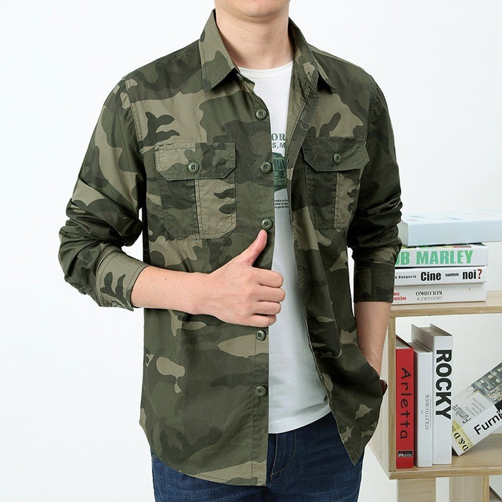 Herren nan militärisch inspiriertes Overshirt aus Baumwollmix mit Tarnmuster, Klappbrusttaschen und regular fit Drune