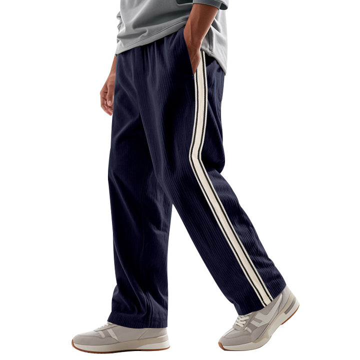 Herren Komfortable Sporthose mit seitlichen Streifen Drune