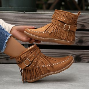 Damen nan knöchelhohe Fransen-Boots in Wildleder-Optik mit dekorativer Schnalle, Ziernieten und gepolstertem Komfortfußbett Drune