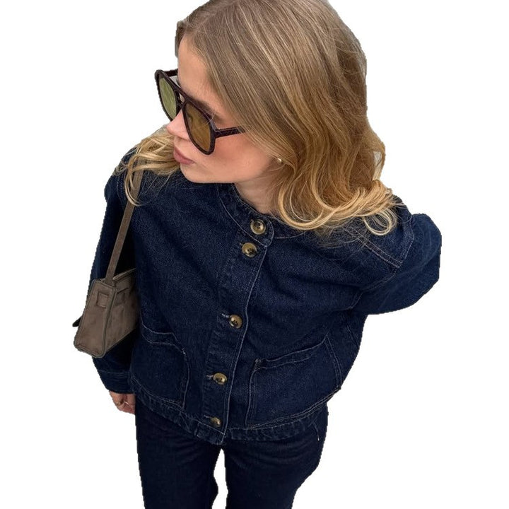 Damen Boxy-Jeansjacke mit Stehkragen, aufgesetzten Taschen und krempelbaren Manschetten Drune