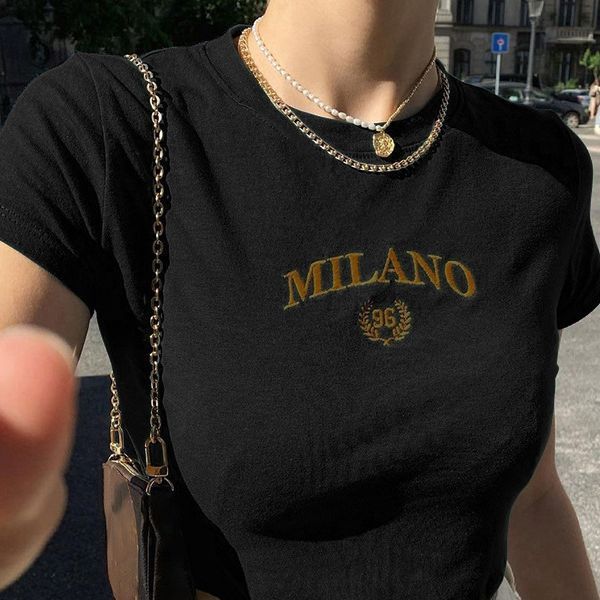 Damen cropped T-Shirt mit gesticktem Schriftzug und rundem Ausschnitt Drune