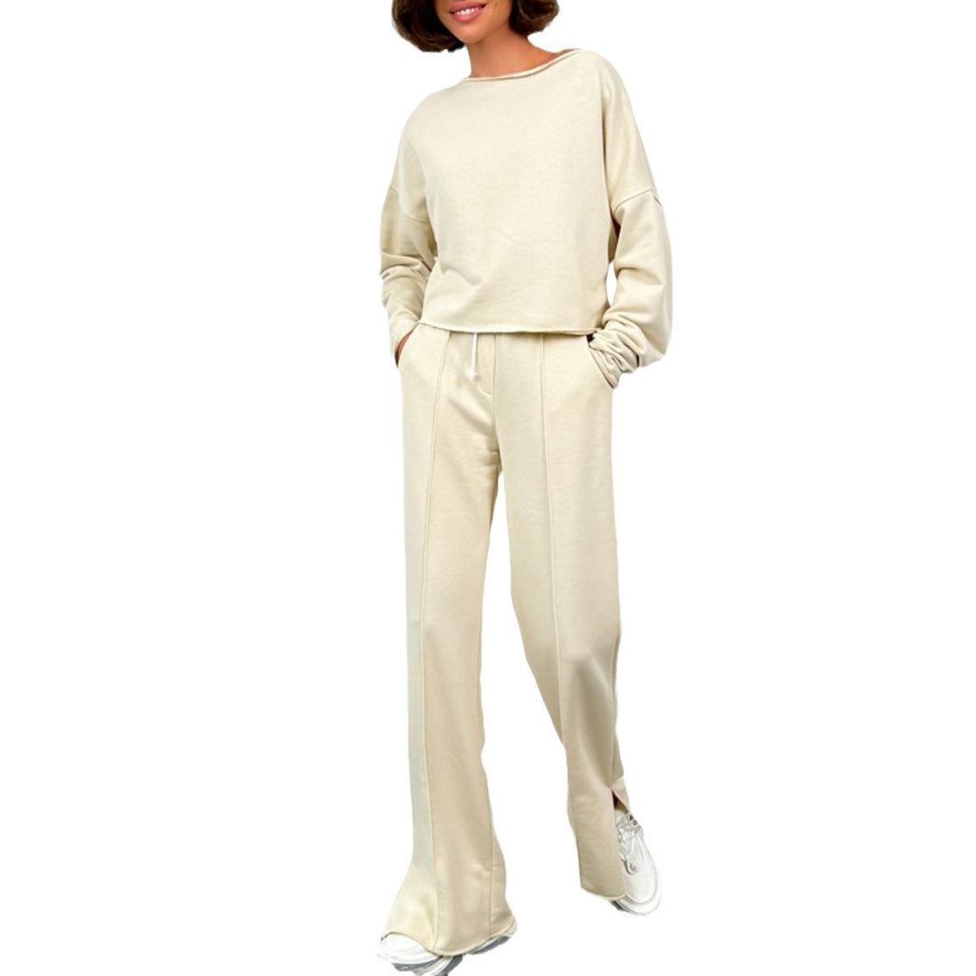 Damen lässiger Sweatshirt und weite Hose im entspannten Stil