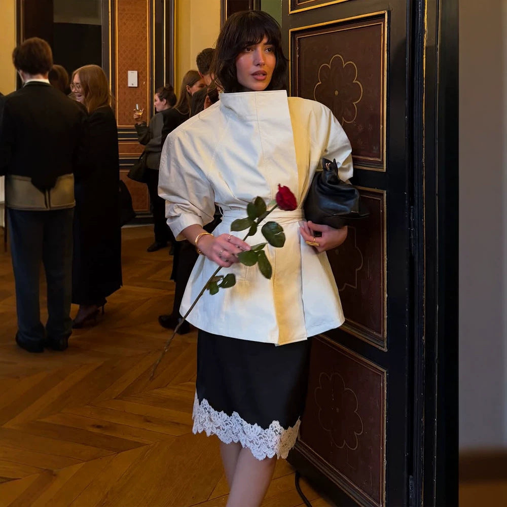 Damen Boxy-Kurzmantel mit hohem Stehkragen und Bindegürtel Drune