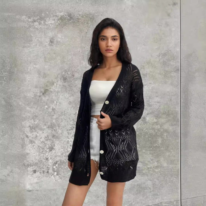 Damen Strickjacke mit luftiger Lochmusterung und schönen Knöpfen Drune