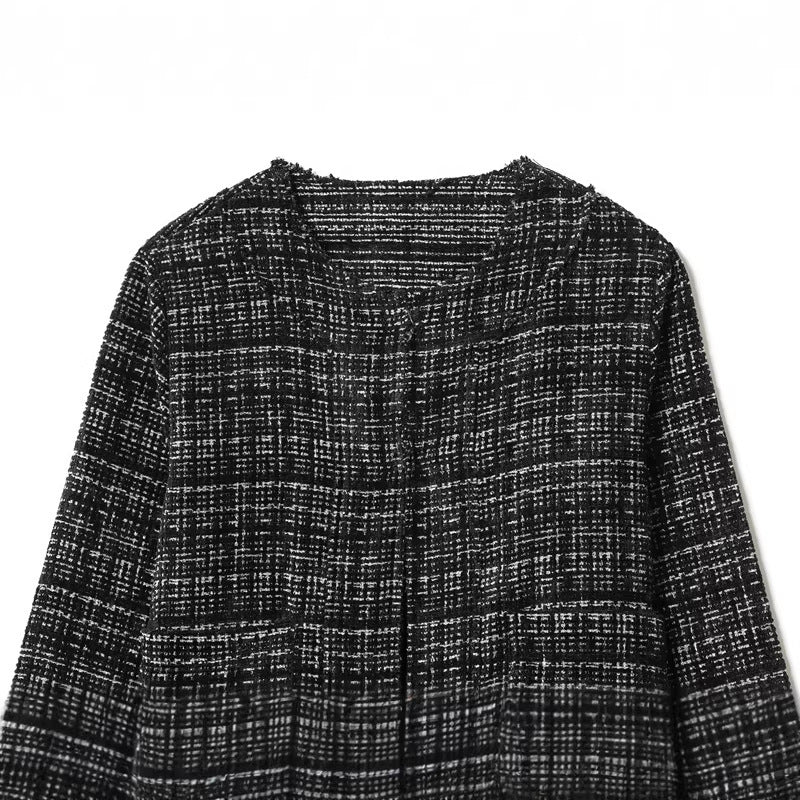 Damen Boxy-Tweedjacke im Bouclé‑Look mit verdeckter Knopfleiste und kastiger Silhouette Drune