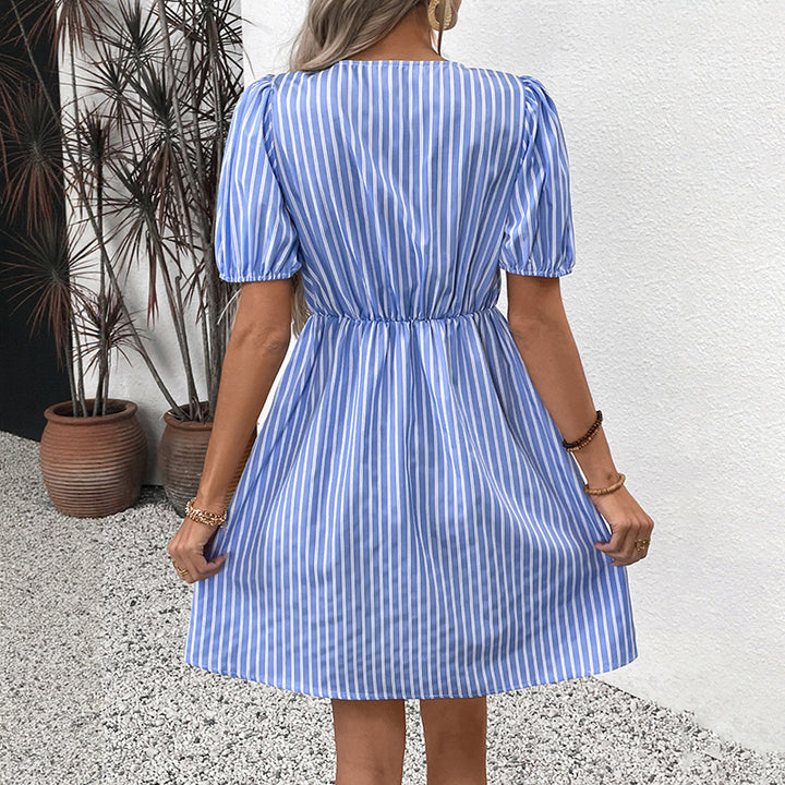 Damen Elegantes Woven Mini-Kleid mit geflochtenen Details und Puffärmeln Drune