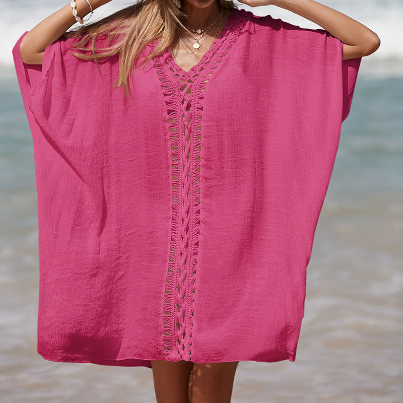 Damen eleganter Strandponcho mit raffinierten Häkelakzenten und tiefem V-Ausschnitt Drune