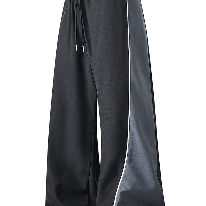 Herren Weite Trackhose mit Satin-Seiteneinsatz, Paspelierter Naht & Tunnelzugbund Drune