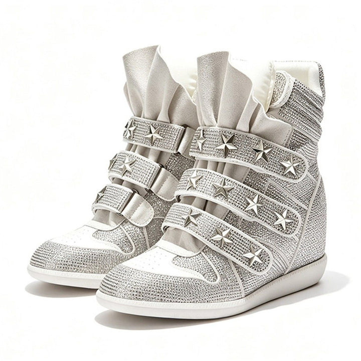 Damen Keil-Sneaker mit verstecktem Absatz, Strassbesatz und Sternnieten Drune