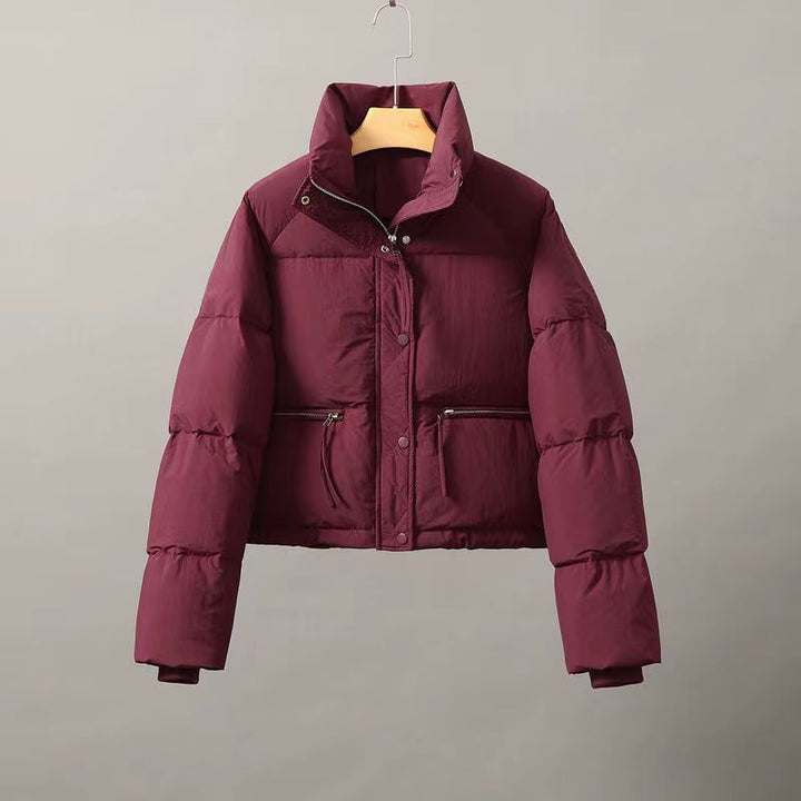 Damen nan cropped Steppjacke mit hohem Stehkragen, verdeckter Frontleiste und eingearbeiteten Reißverschlusstaschen Drune