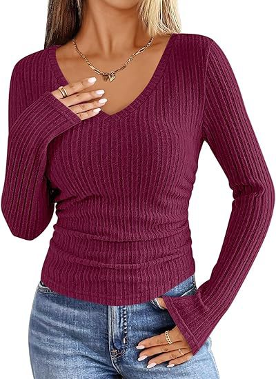 Damen Geripptes tailliertes Langarm-Feinstrickshirt mit V‑Ausschnitt und Ärmelschlitz Drune