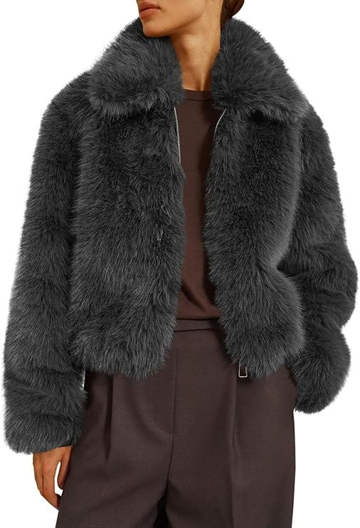 Damen Kurze Boxy‑Faux‑Fur‑Fliegerjacke mit dichtem Hochflor und breitem Umlegekragen Drune