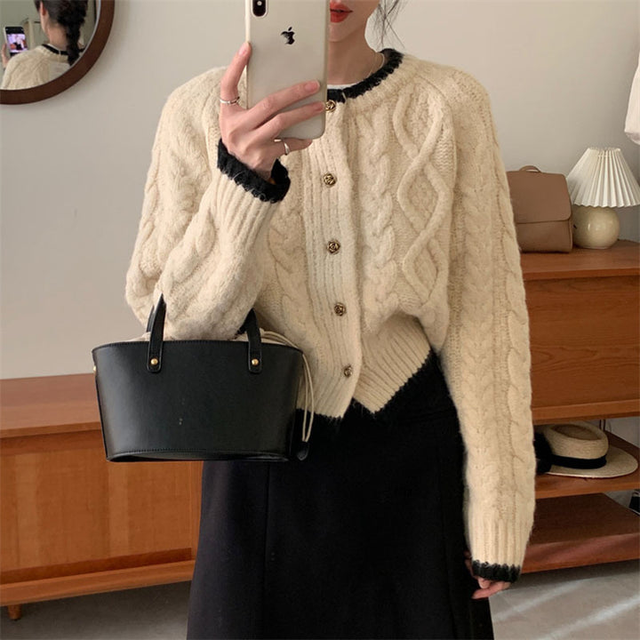 Damen Strickjacke mit Zopfdesign und Kontrastdetails Drune