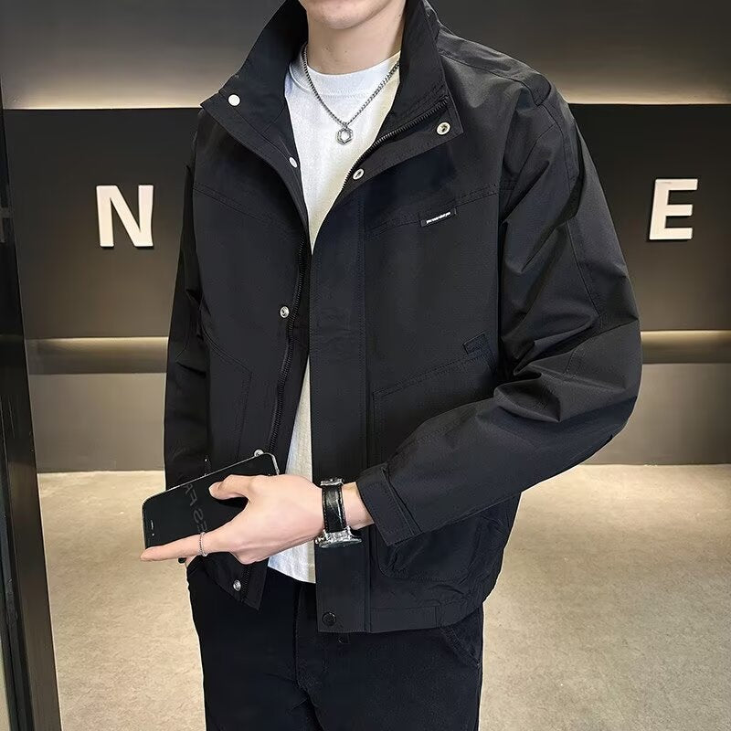 Herren leichte Übergangsjacke mit praktischem Reißverschluss und stylischem Stehkragen Drune