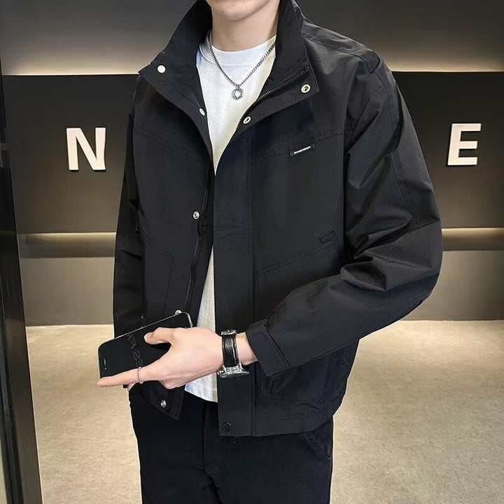 Herren leichte Übergangsjacke mit praktischem Reißverschluss und stylischem Stehkragen Drune
