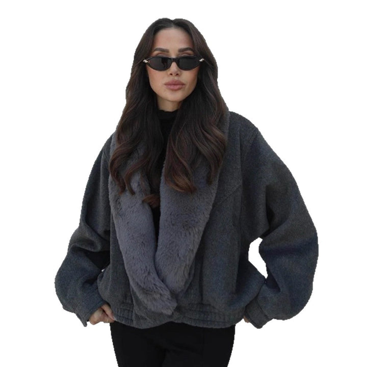 Damen Kurzjacke mit voluminösem Kunstfell-Schalkragen und elastischem Saum Drune