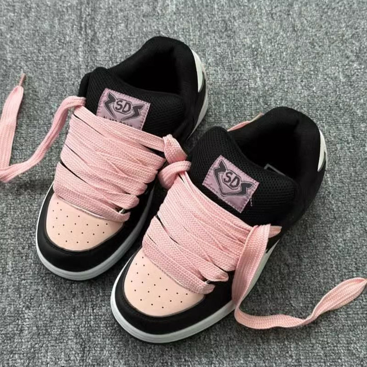 Damen Sportliche Sneakers mit atmungsaktiver Oberflächenstruktur und robustem Profil Drune