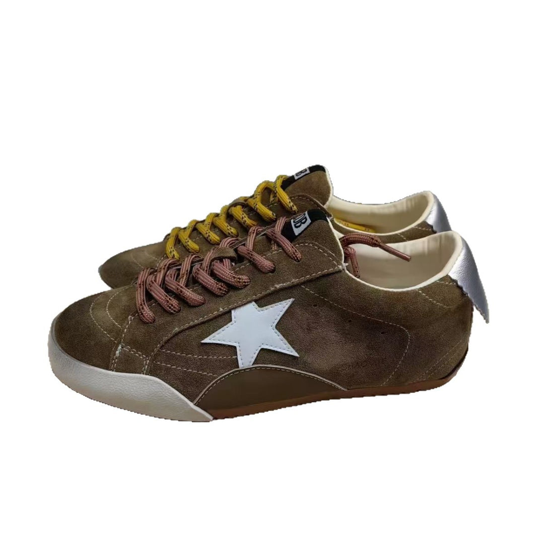 Damen Sneakers mit weichem Wildleder und modischen Details Drune