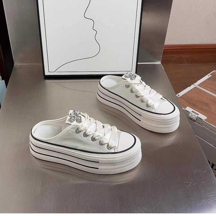 Damen modische Slip-On Sneakers mit robustem Plateau und eleganten Satin-Riemen Drune