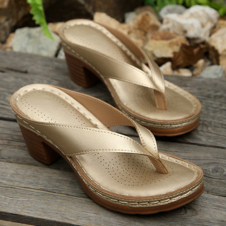 Damen Wedge-Pantoletten mit elegantem Riemendesign und komfortabler Fußbettung Drune