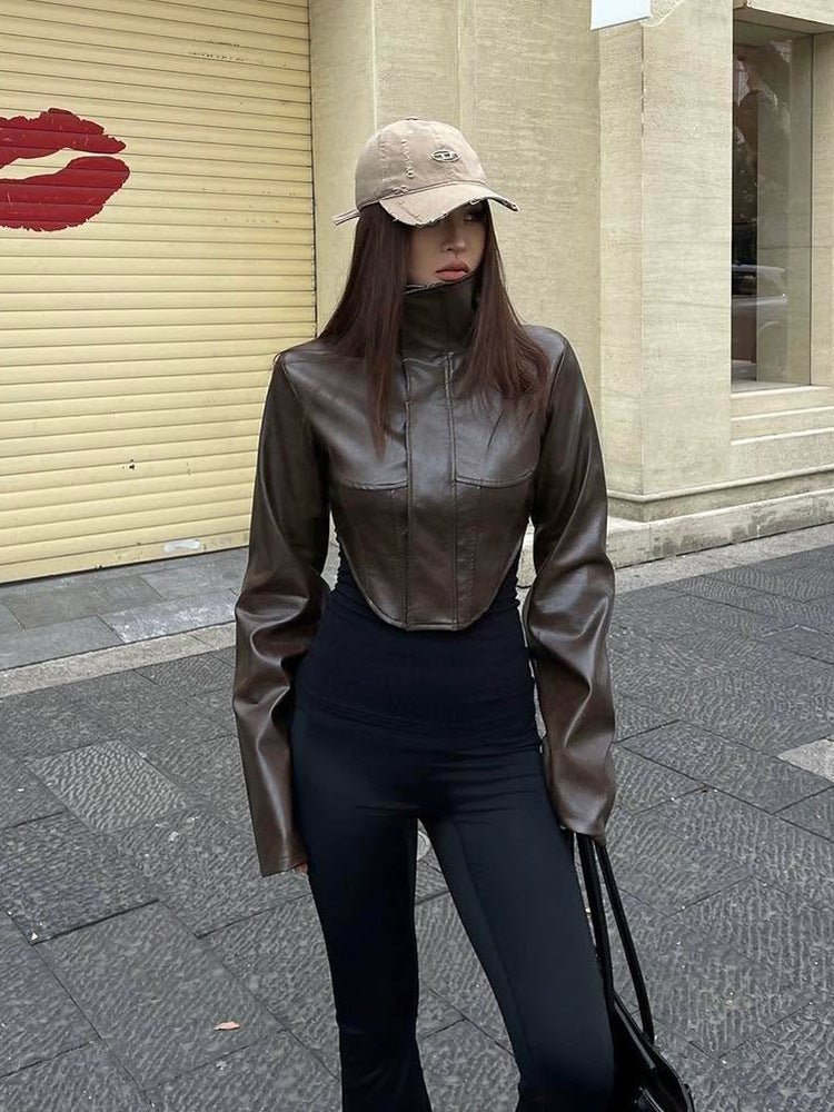 Damen Cropped Kunstleder‑Corsagenjacke mit hohem Stehkragen und verlängerten Ärmeln Drune