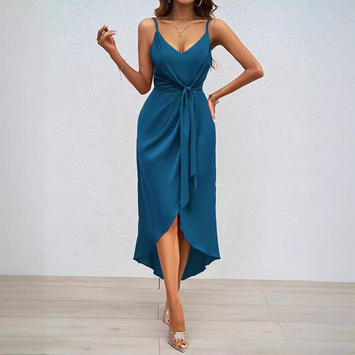 Damen Etuikleid mit elegantem Wickel-Design und schwingendem Saum Drune