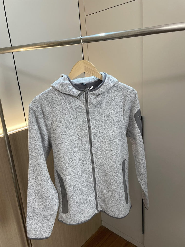 Damen Funktionsjacke mit atmungsaktiver Kapuze und seitlichen Reißverschlusstaschen Drune